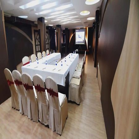 Navaratna Delight Coimbatore Dış mekan fotoğraf