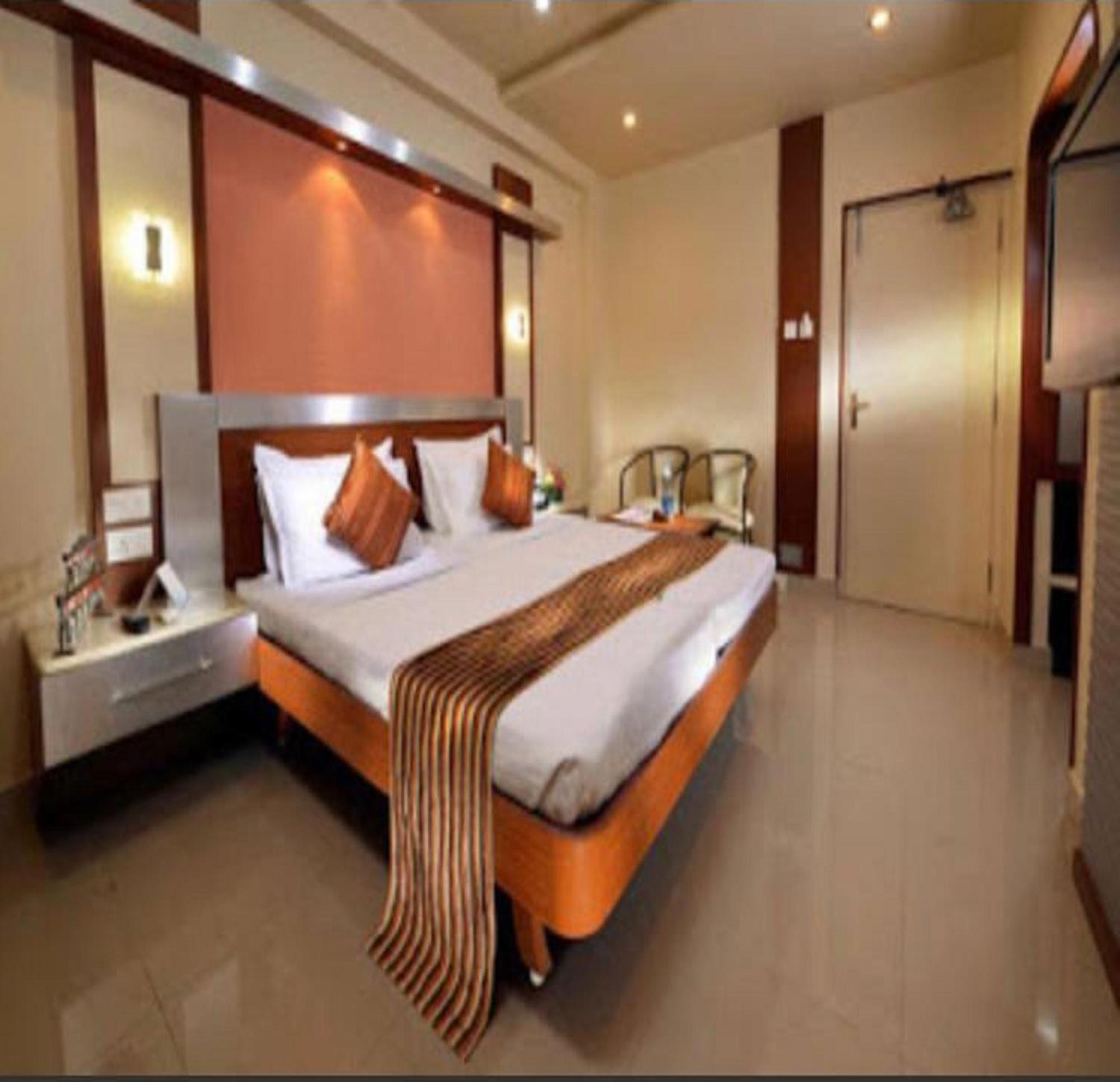 Navaratna Delight Coimbatore Dış mekan fotoğraf